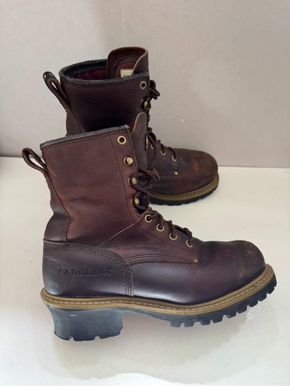 Carolina Elm 8-inch logger work boots crafted CA1421 size 8.5 M